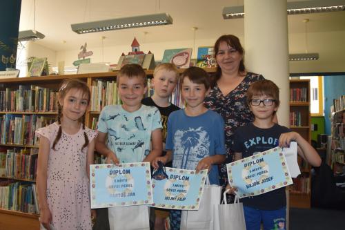Vyhlášení vítězů čtenářské soutěže Lovci perel a Jarmark lovců perel