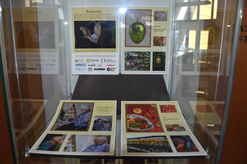 Výstava fotografií SPŠ ELIT "Život je teď..."